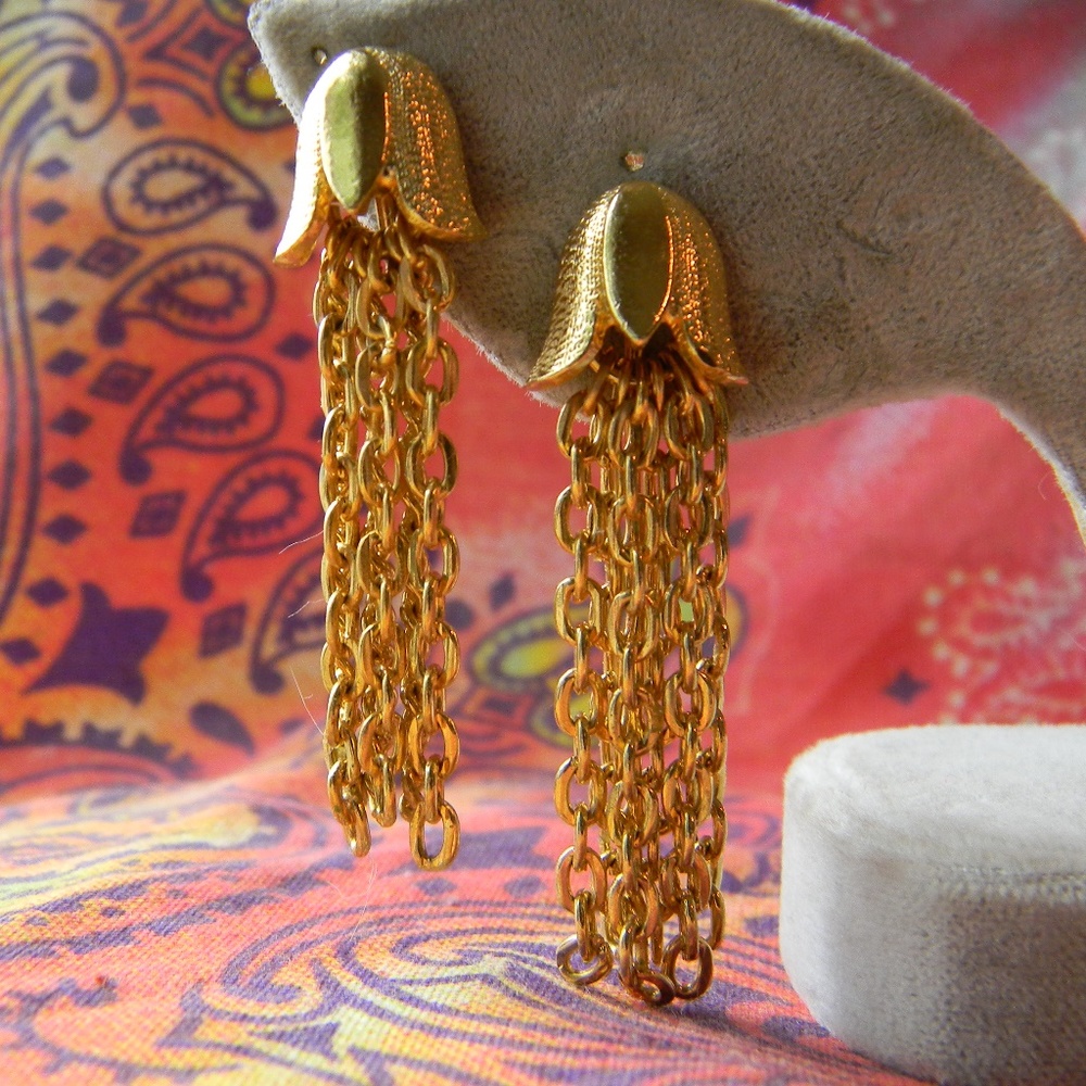 Gold Flower Drop Chain Dangle Earring's